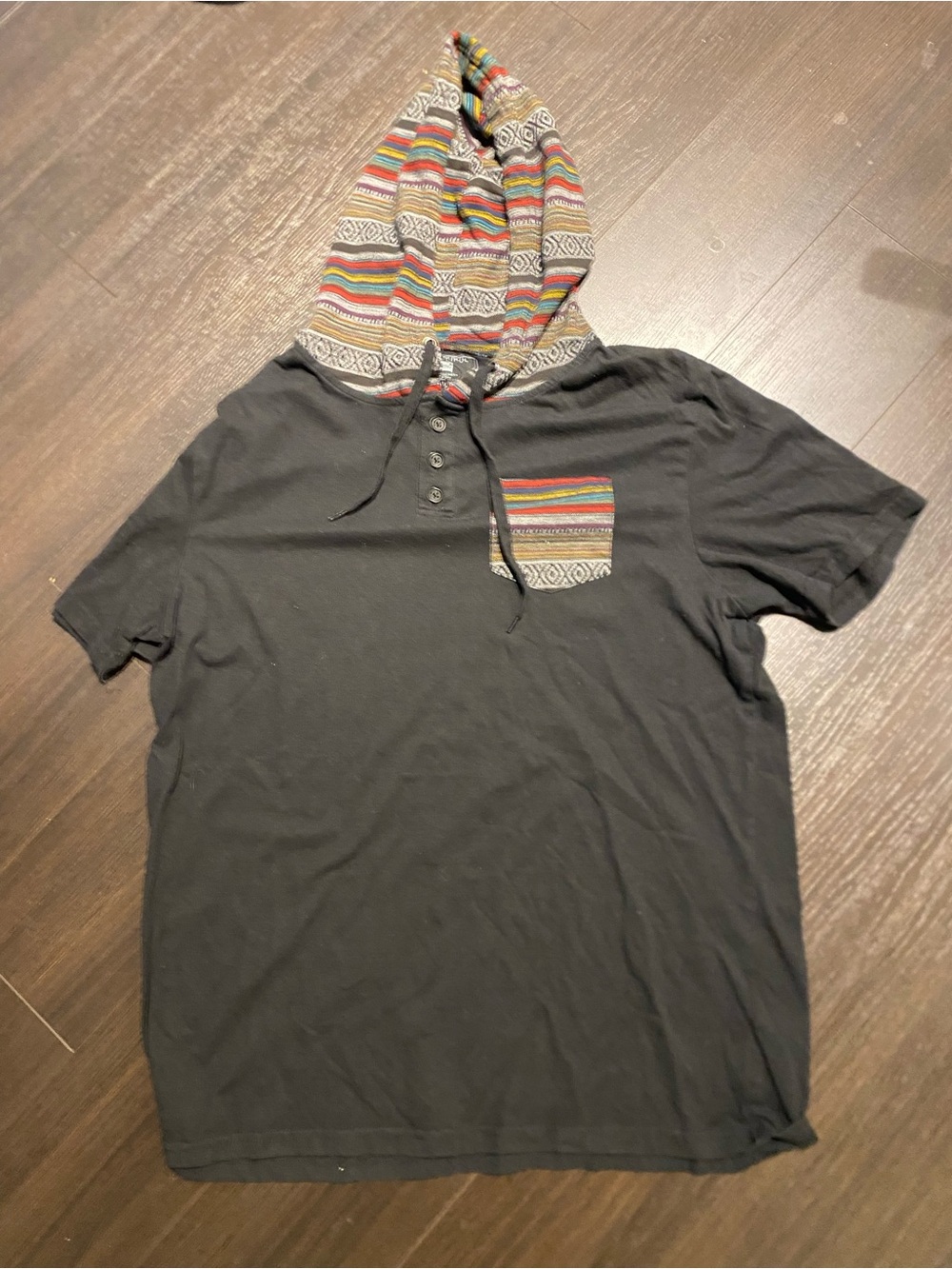Beautiful Giant Men's XL Black T-Shirt with Vibrant Colorful Striped Hood Design
